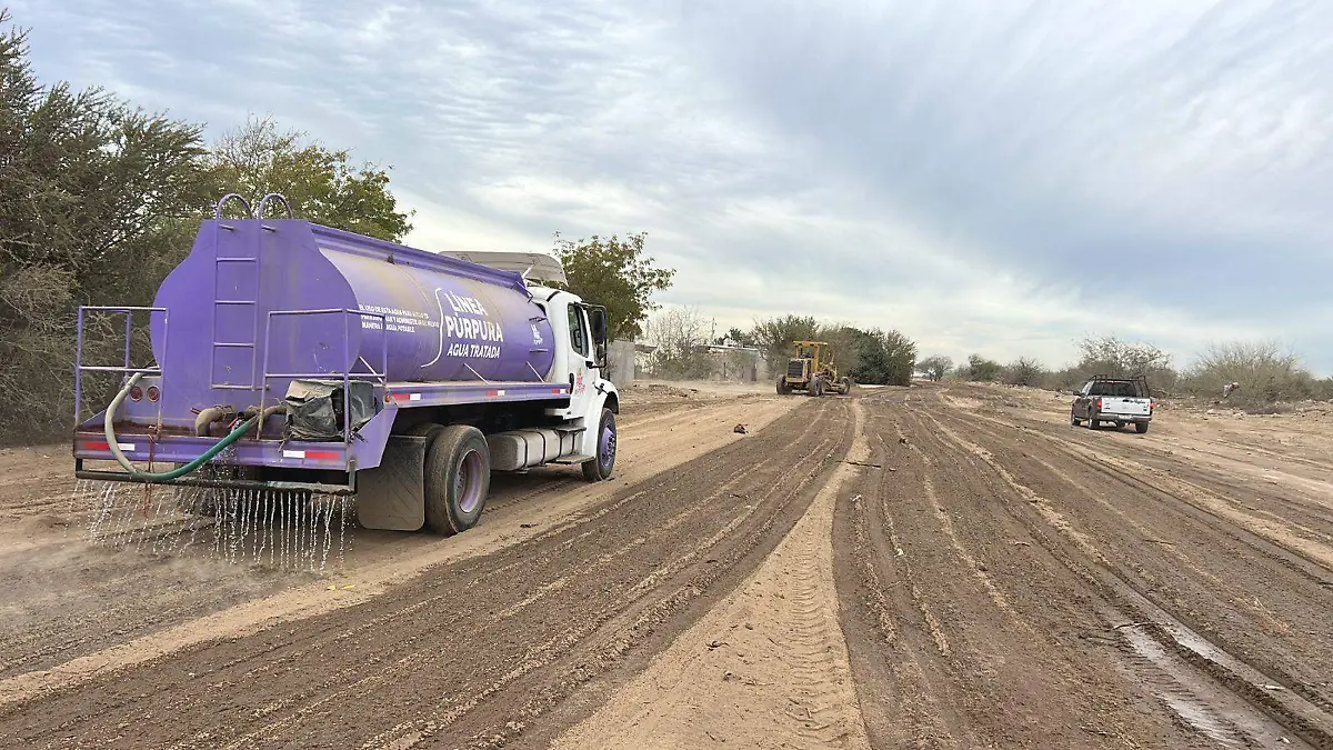 Trabajos caminos obras la paz