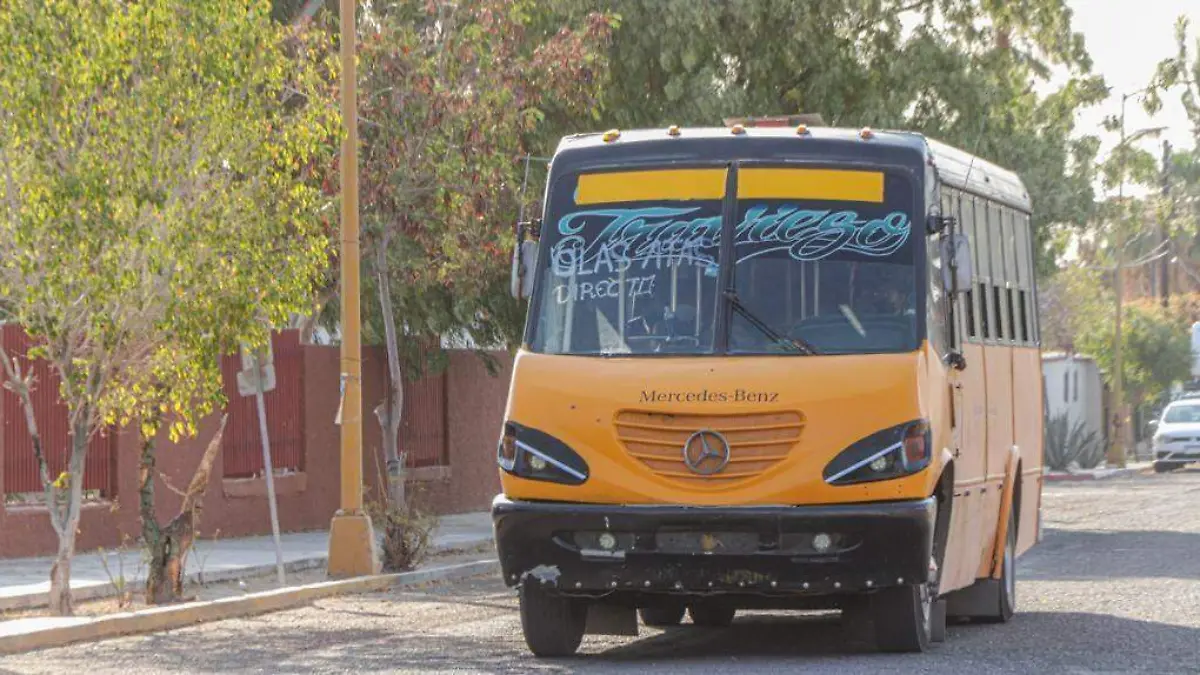 Transporte publico camion pesero