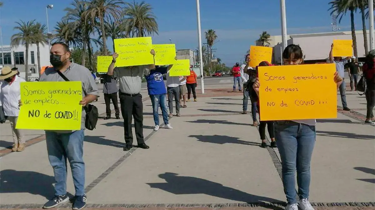 Protesta Restauranteros La Paz 01