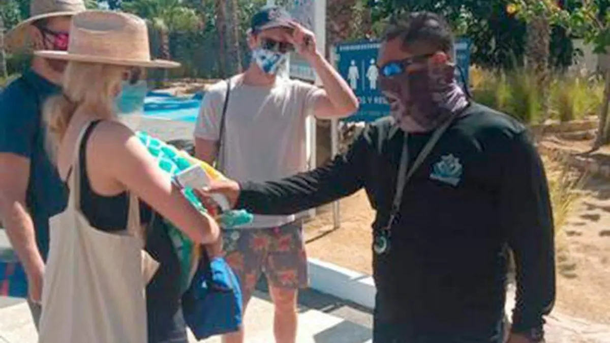 Medidas sanitarias cubreboca Los Cabos