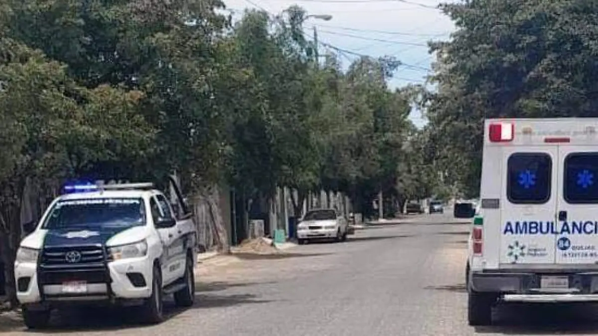 Mujer intenta suicidarse