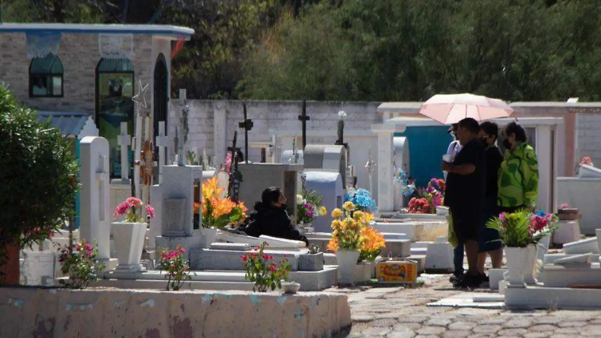 panteones listos para día de muertos 2