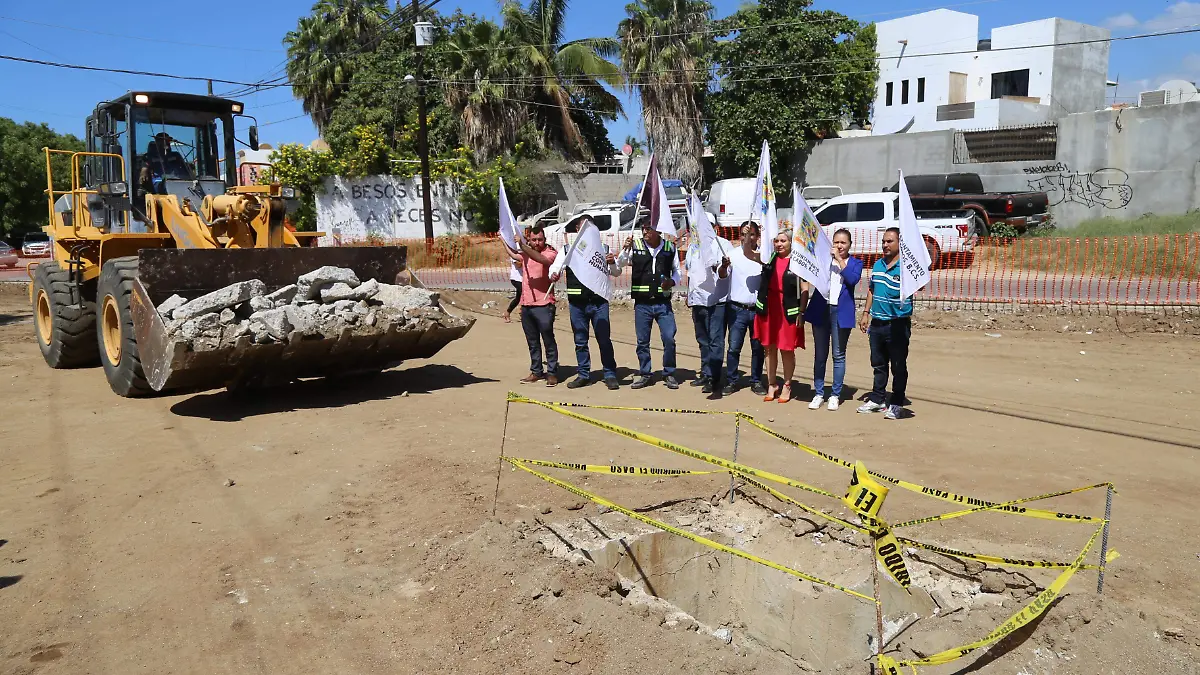 01 Con maìs y mejor infraestructura urbana Los Cabos avanza en la ruta correcta_ anuncia el XIV Ayuntamiento la ejecucioìn proìxima del paquete de obras puìblicas.JPG