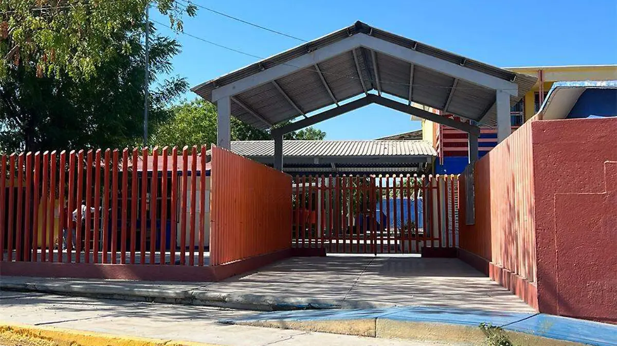 Cierran turno primaria Manuel Altamirano 1