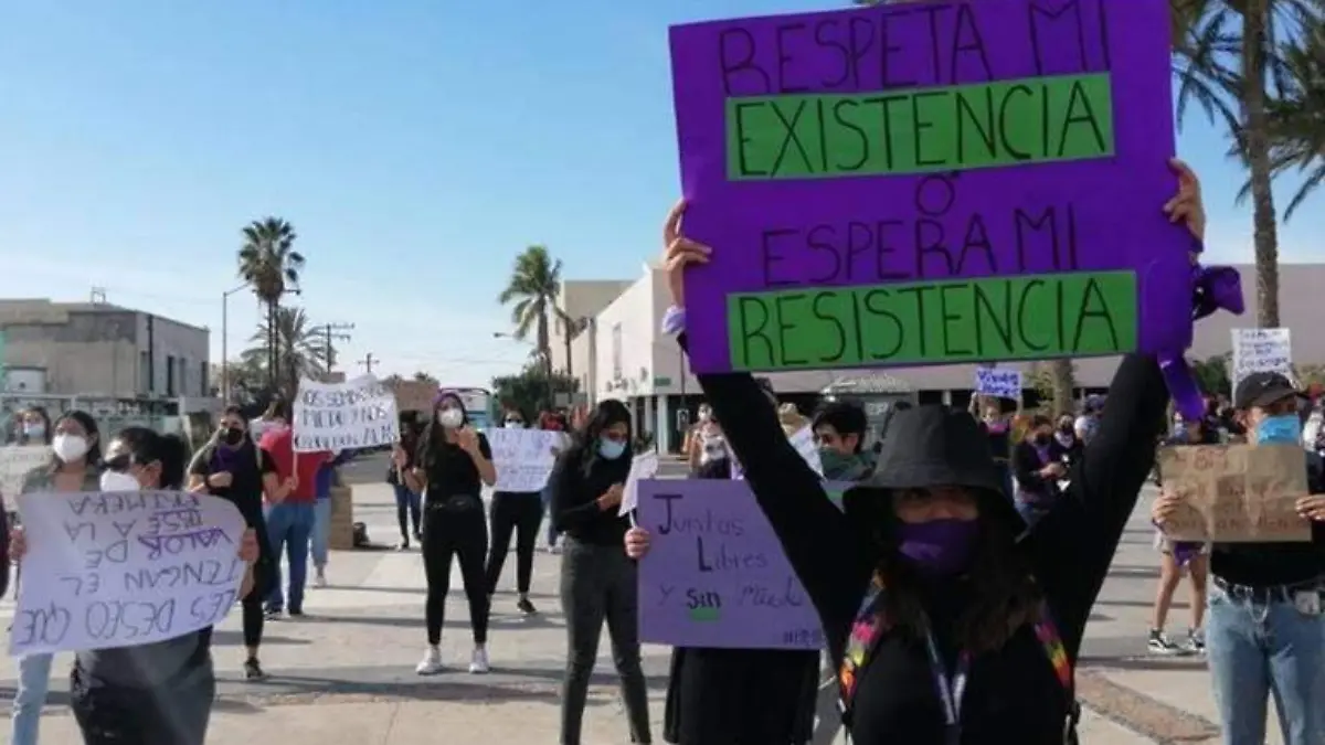 Feminstas piden justicia contra diputado abuso sexual