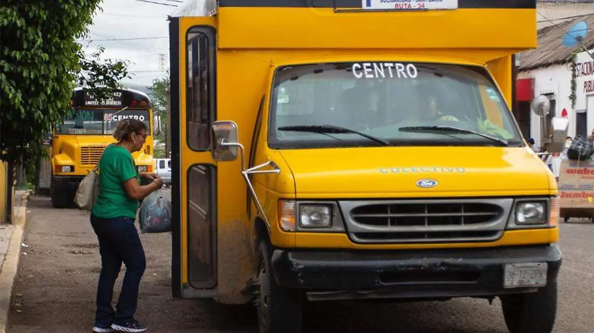Transporte público camión La Paz