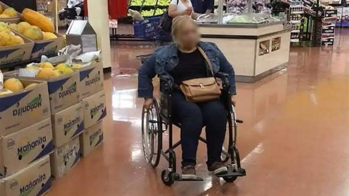 Persona discapacidad super