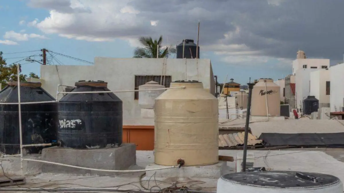 agua tinaco techo casa