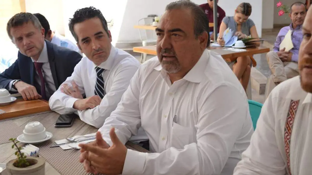 Carlos Van Wormer Ruiz