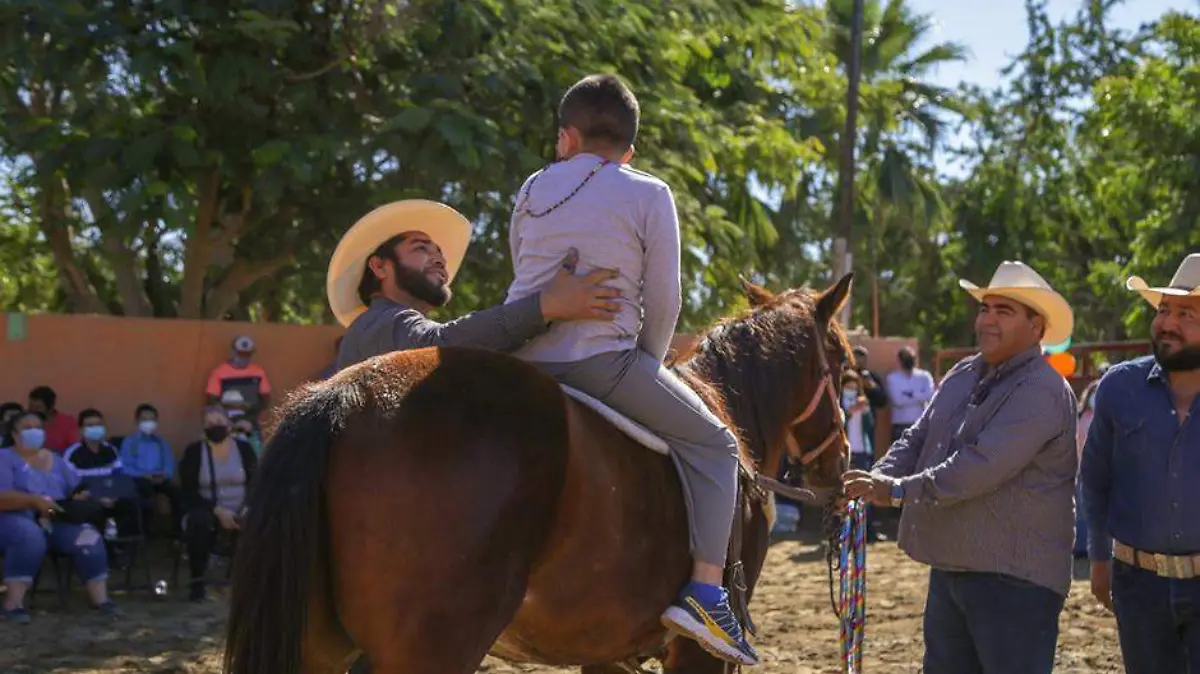 Equinoterapias gratuitas a menores