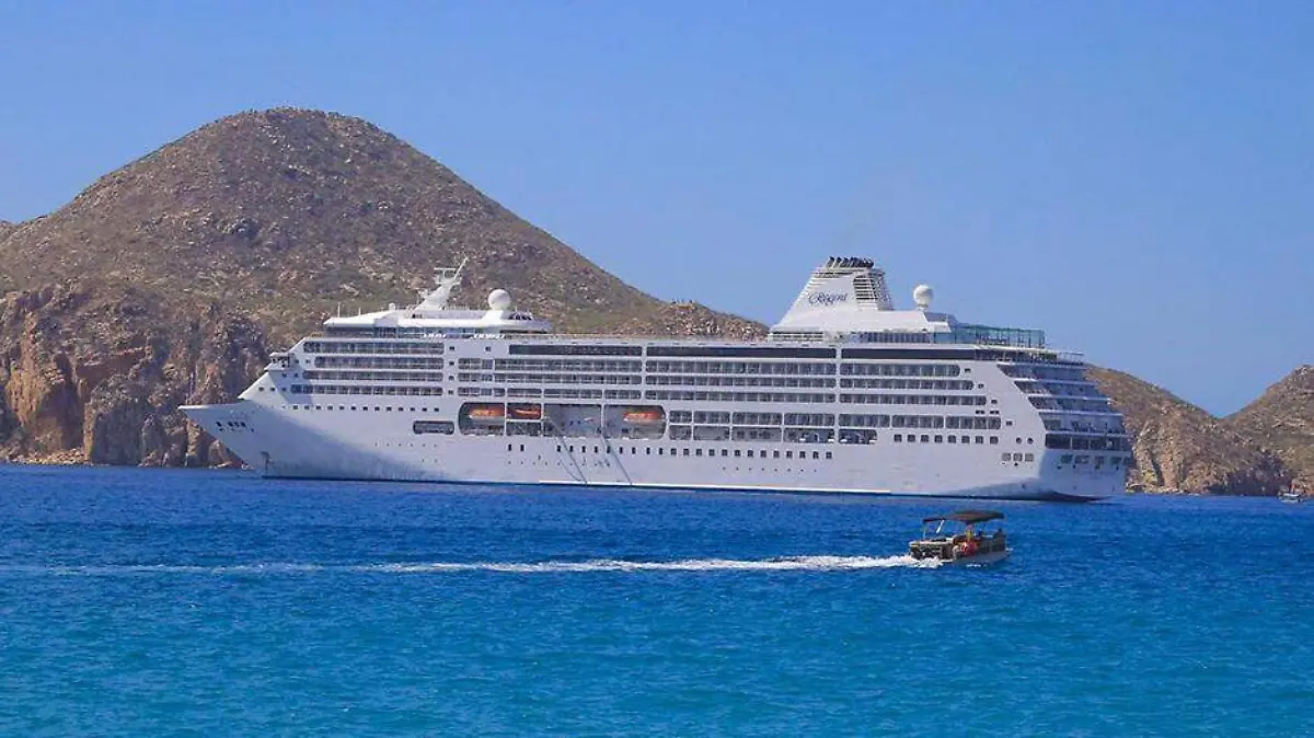 Crucero turistas Los Cabos 1