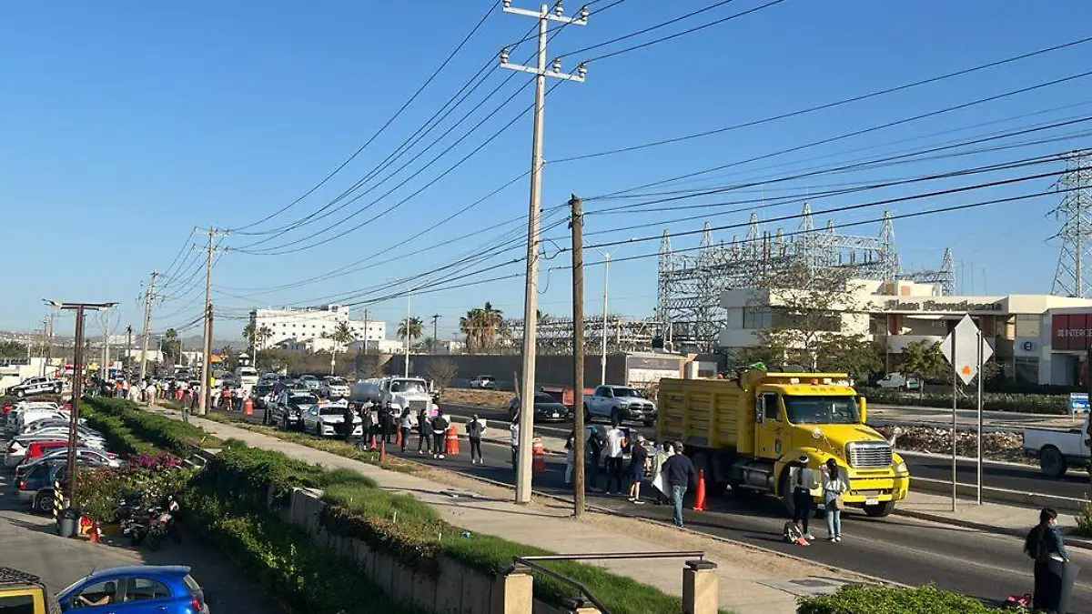 manifestacion bajar velocidad los cabos 1