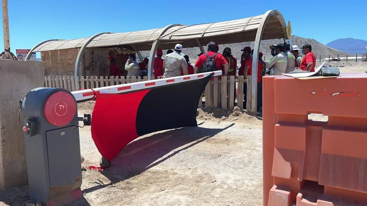 HUelga minera el boleo 1