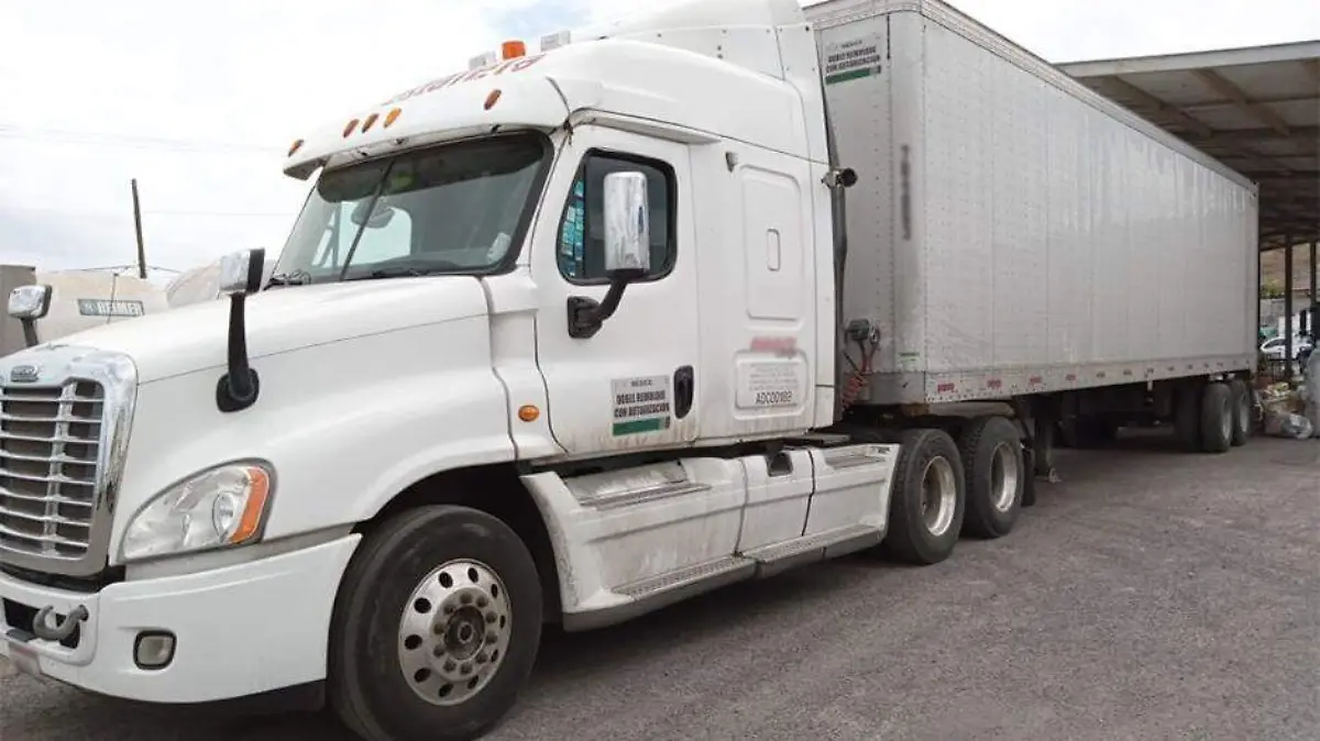 Trailer tractocamion