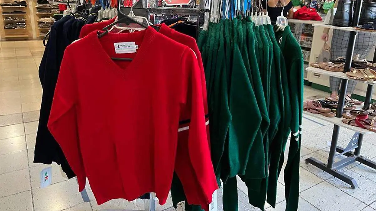 Se incrementan ventas de uniformes escolares