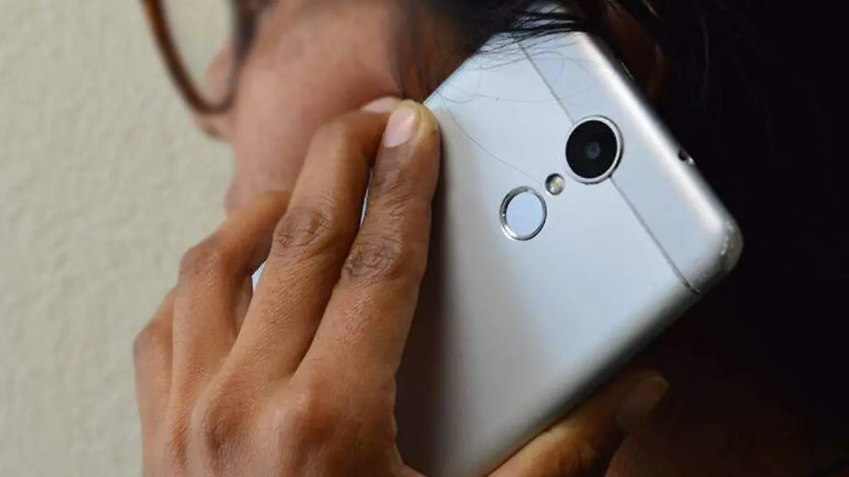 Estafa celular llamada