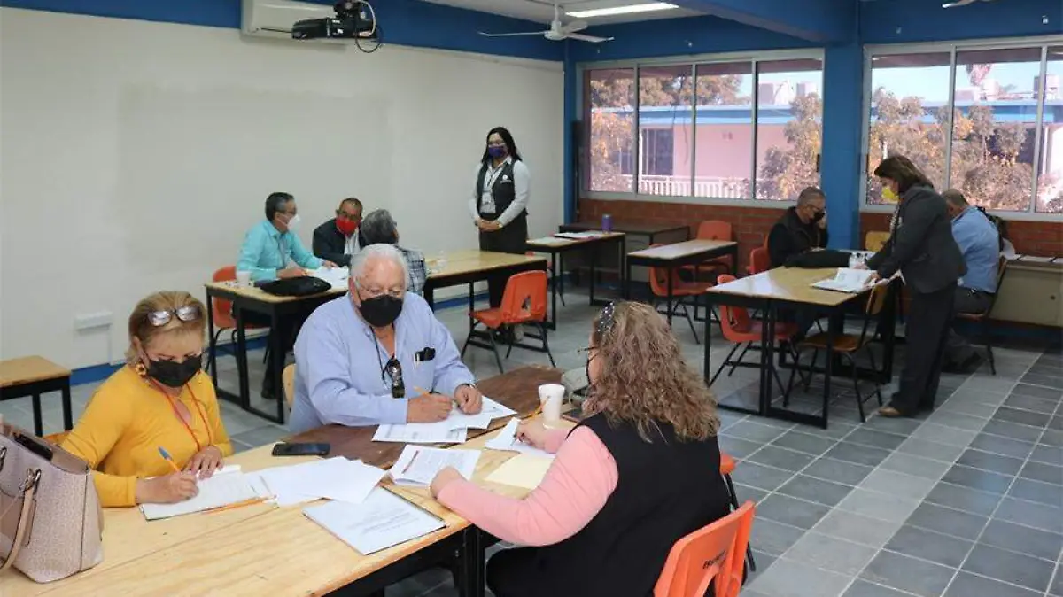 Supervisores secundaria analizan programas 