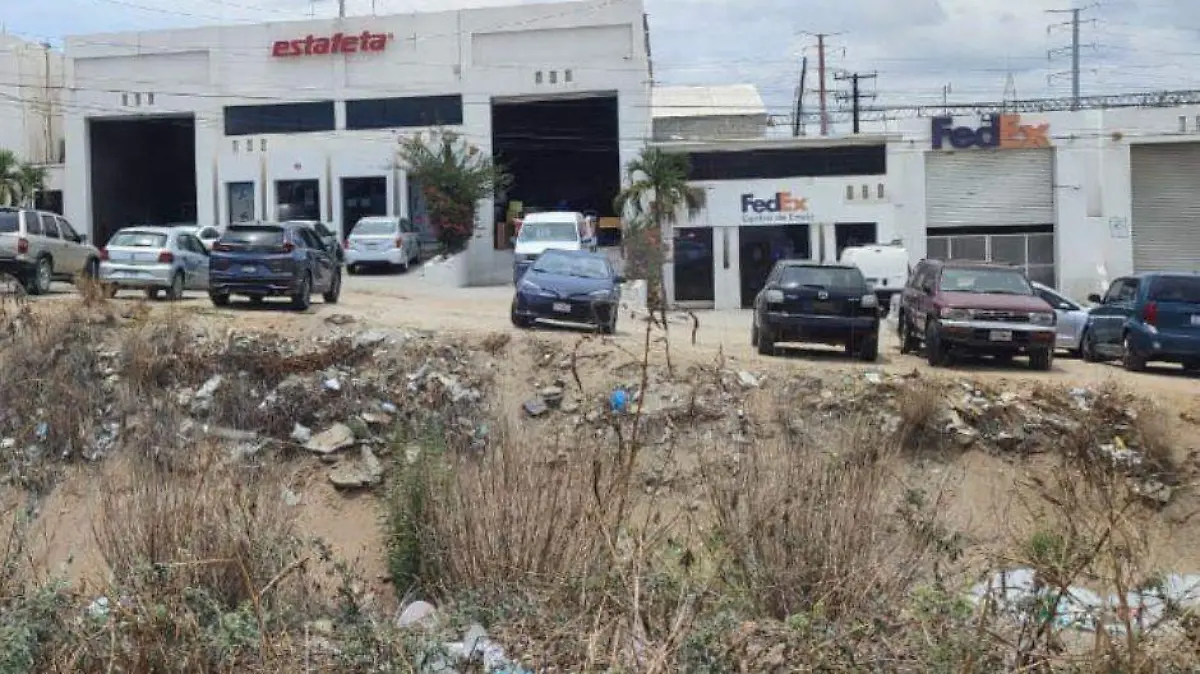 Basura arroyo los cabos