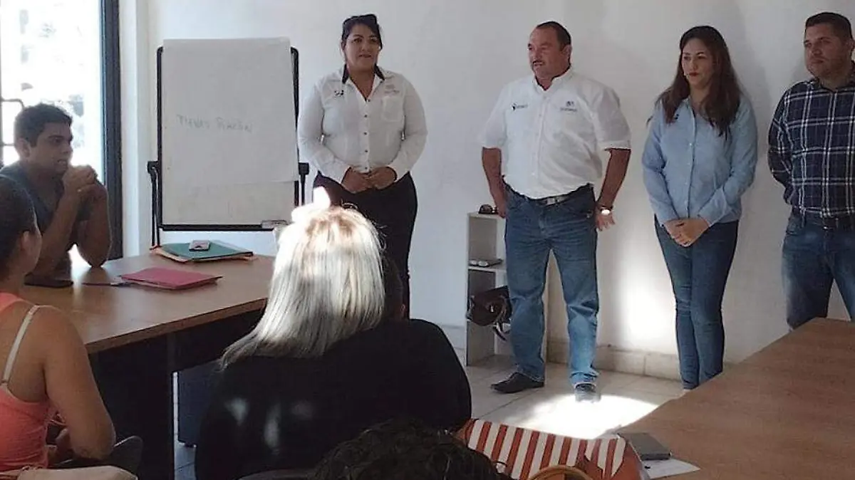 RECONOCEN TRABAJO ICATEBCS