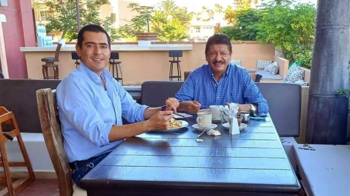 Rigoberto Mares y Armando Martinez