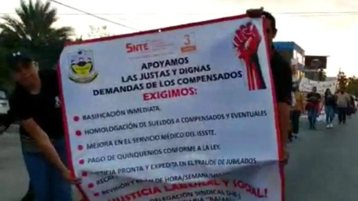 Marcha planto SNTE