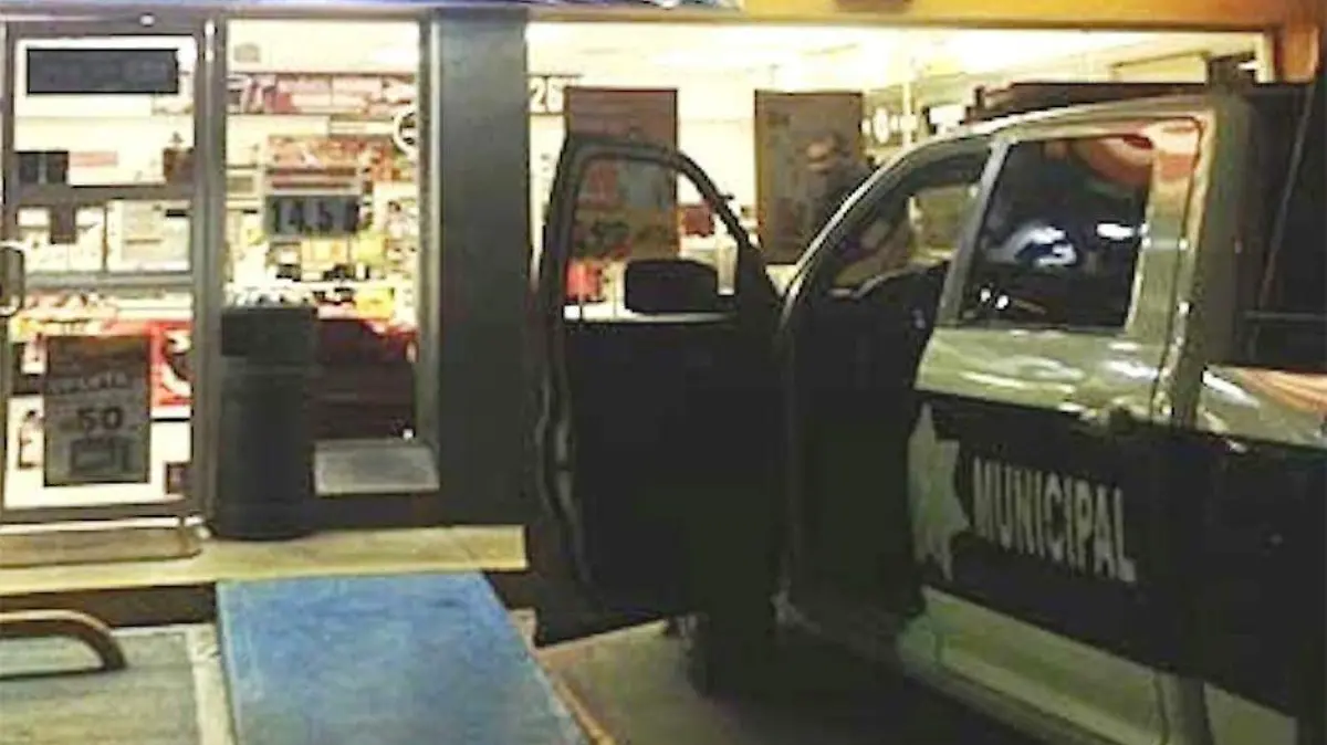 Asalto tienda policia la paz