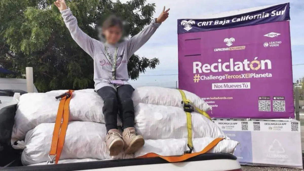 Ita, rescatista de tortugas Los Cabos