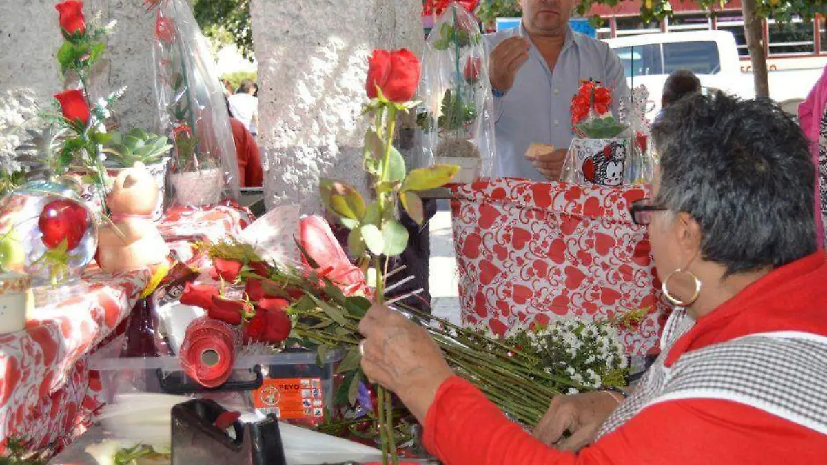Por qué regalamos rosas el 14 de febrero