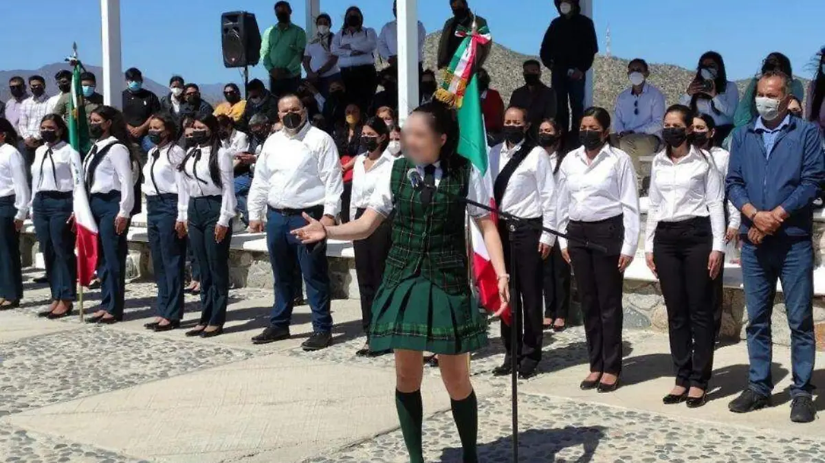 Ganadora del concurso de declamasión