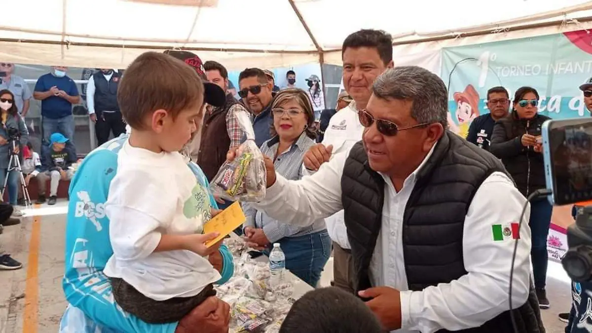 Torneo de pesca niños 