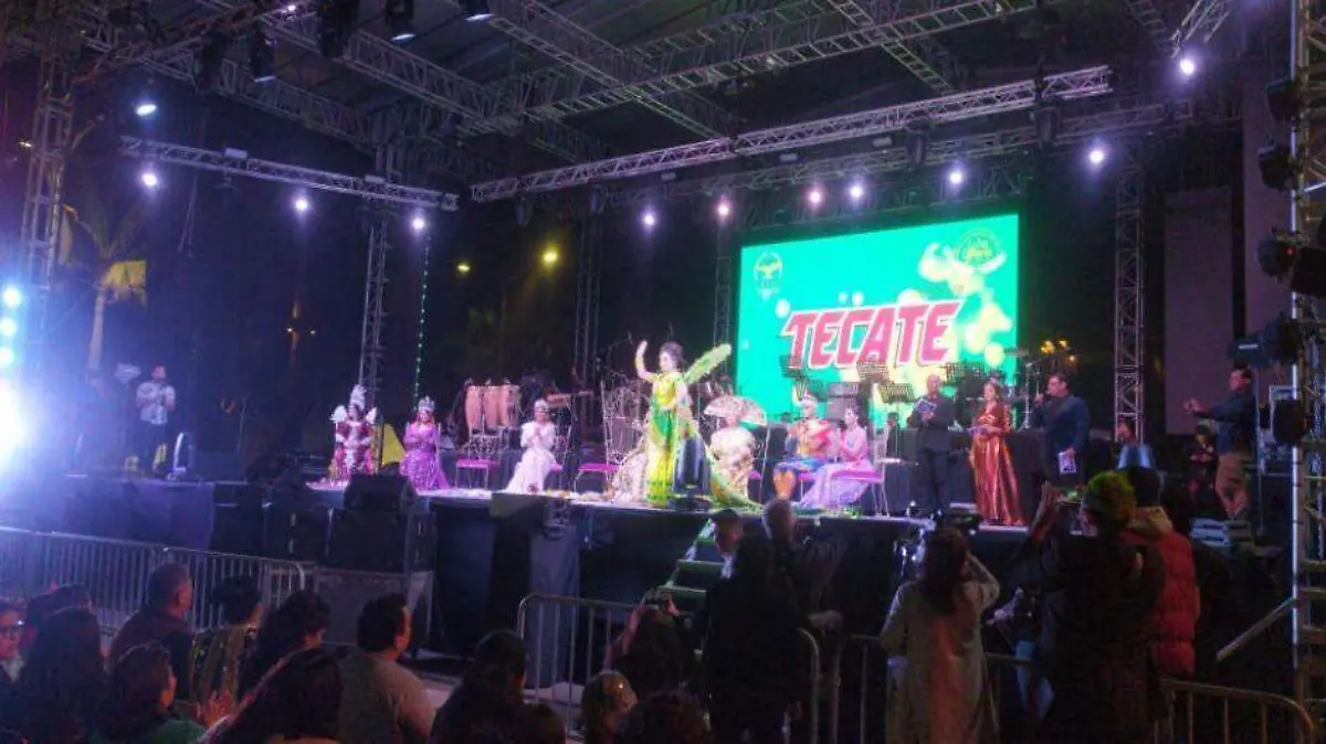 reina juventud