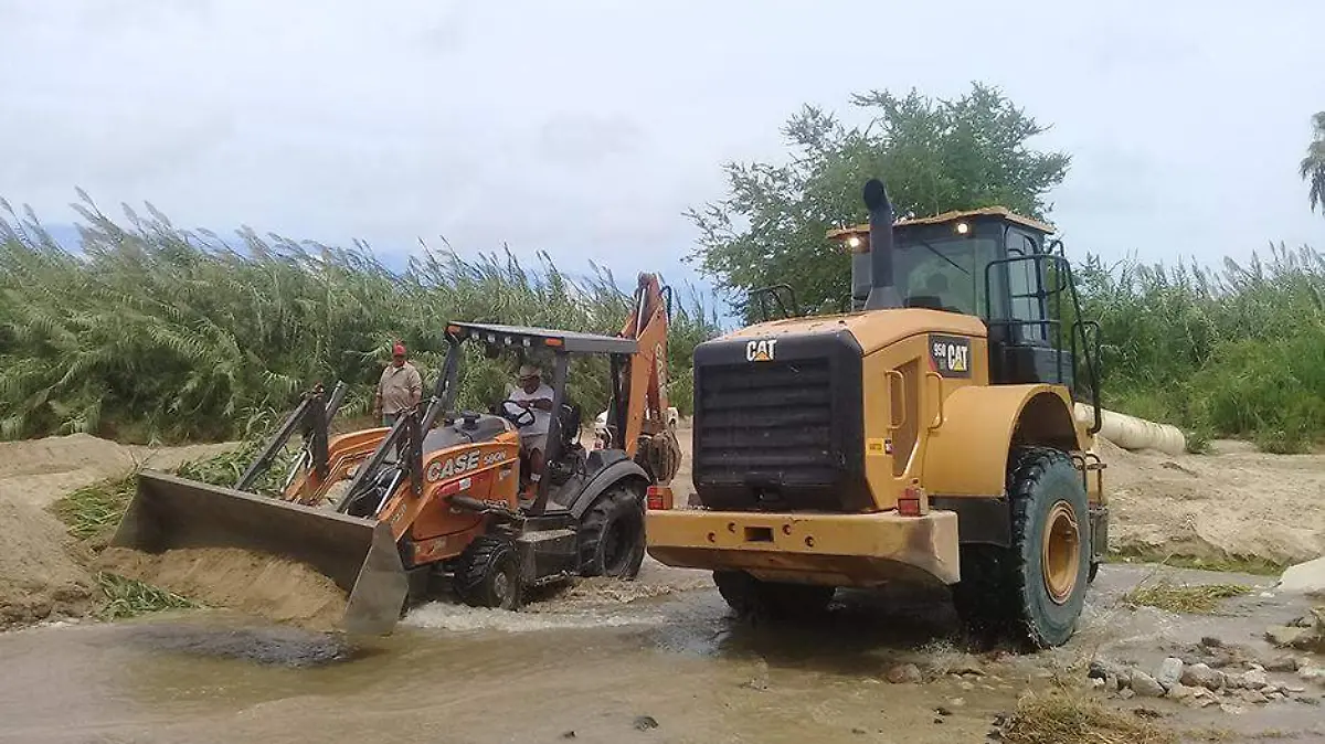 Arregla Caminos Los Cabos 1