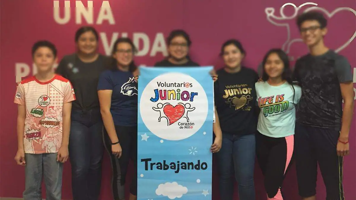 Corazón de Niño voluntarios junior