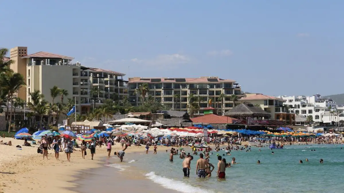 Spring breakers en Los Cabos