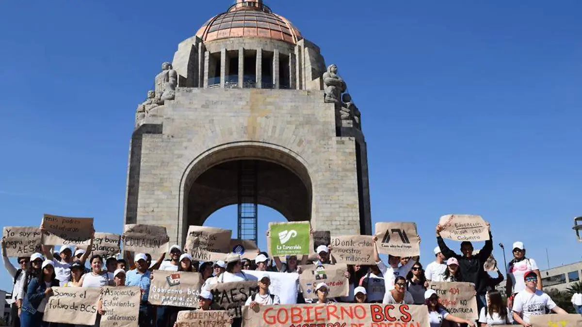 Casa del estudiante protesta