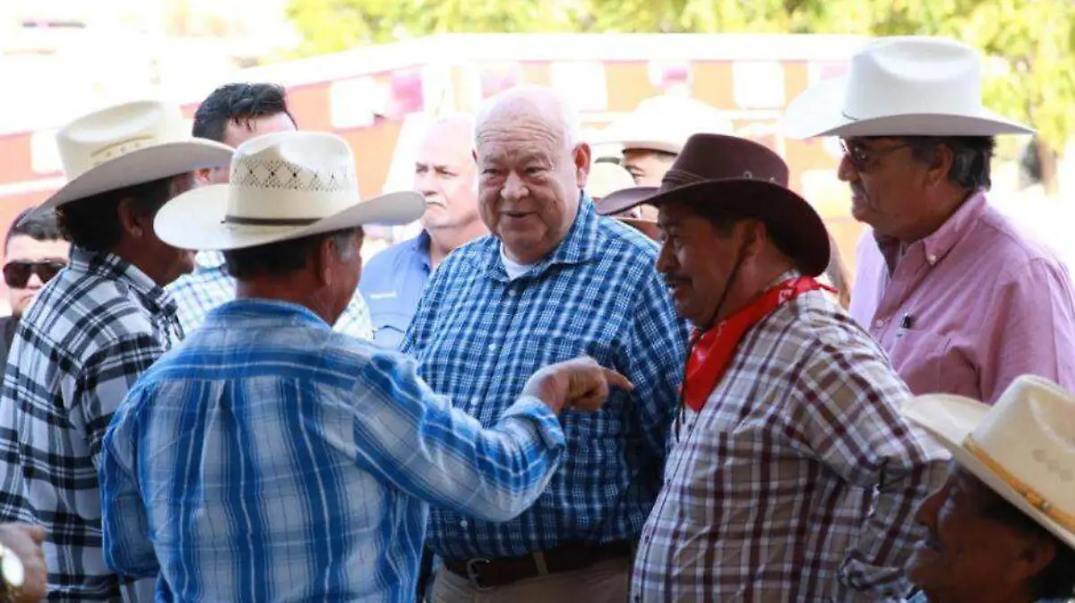 Víctor Castro La Candelaria (1)