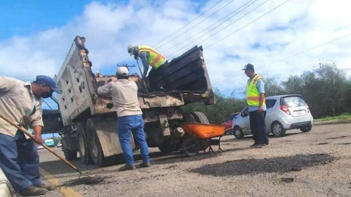Bacheo calles La Paz