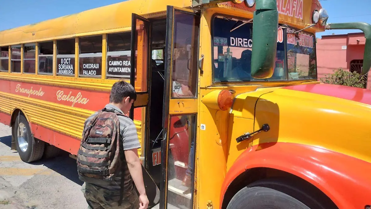 Piden aumento  transporte público La Paz