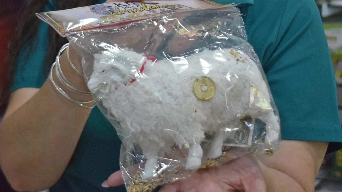 Desde veladoras hasta sahumerios: conoce los amuletos para recibir el Año Nuevo