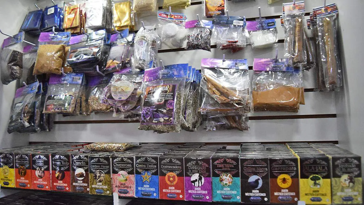 Desde veladoras hasta sahumerios: conoce los amuletos para recibir el Año Nuevo