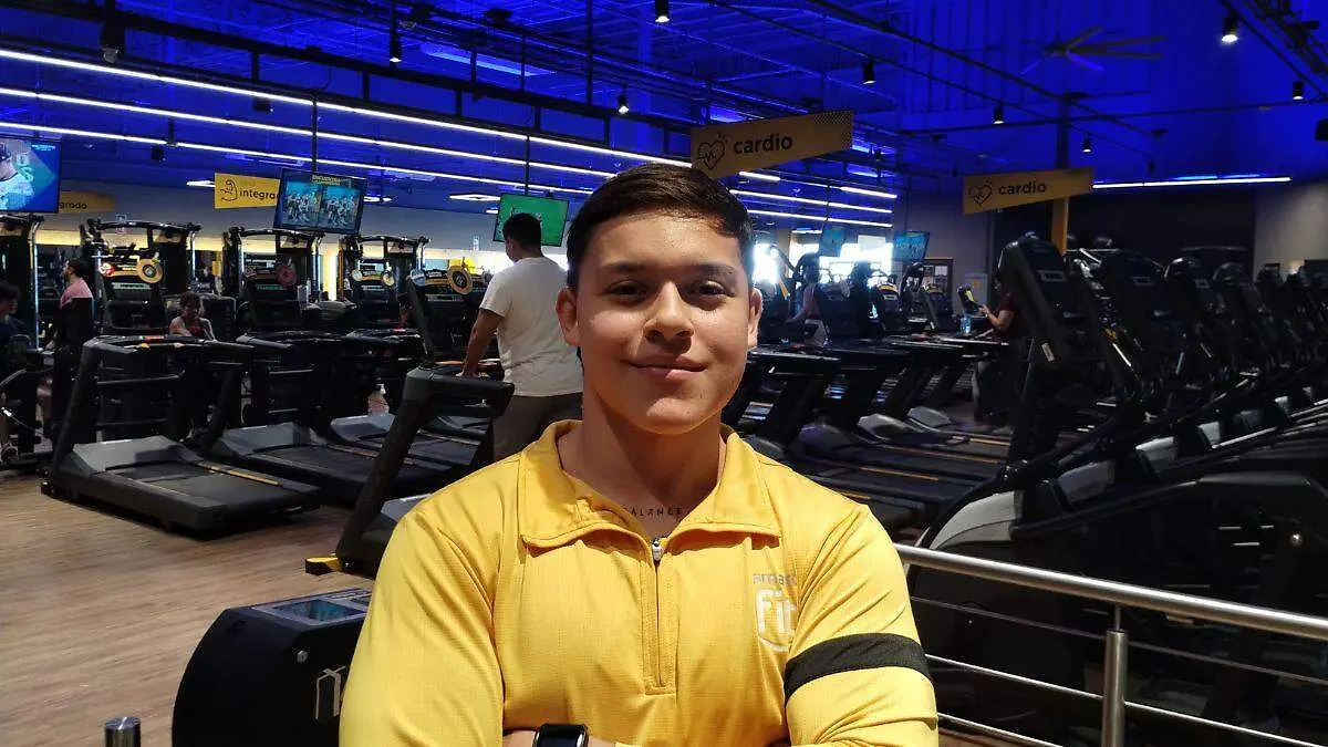 instructor del gimnasio