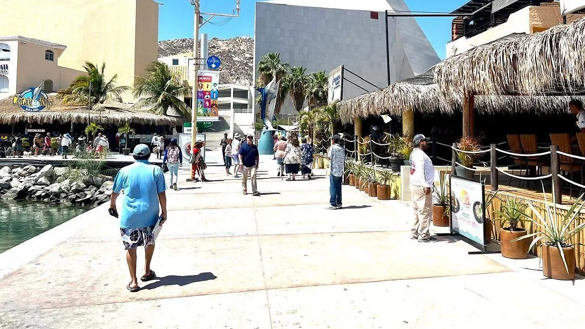 venezolano en marina los cabos