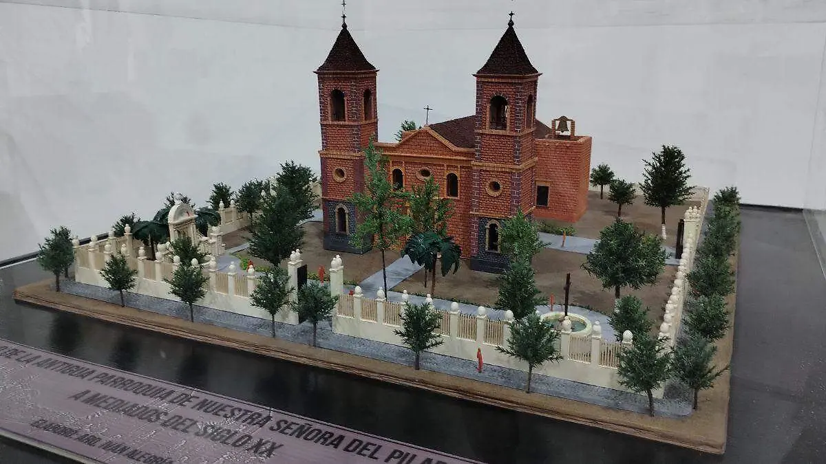 Maqueta de la catedral de la paz