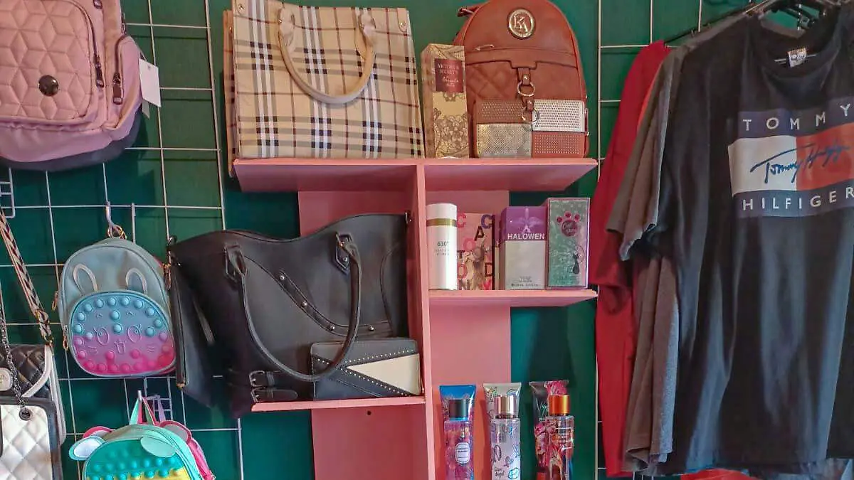 Bolsas, mochilas y perfumes, los más buscados