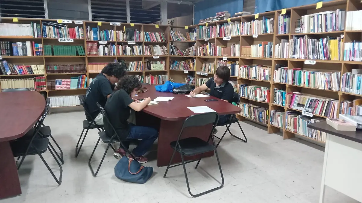 Biblioteca de la catra