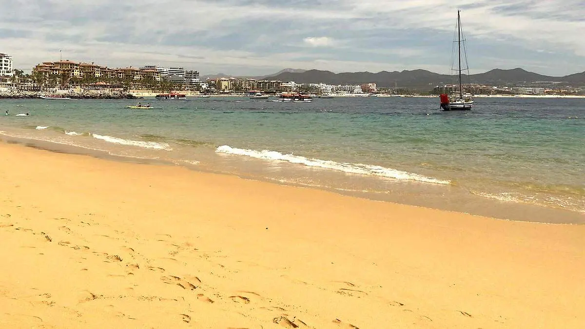 turismo al desnudo en los cabos