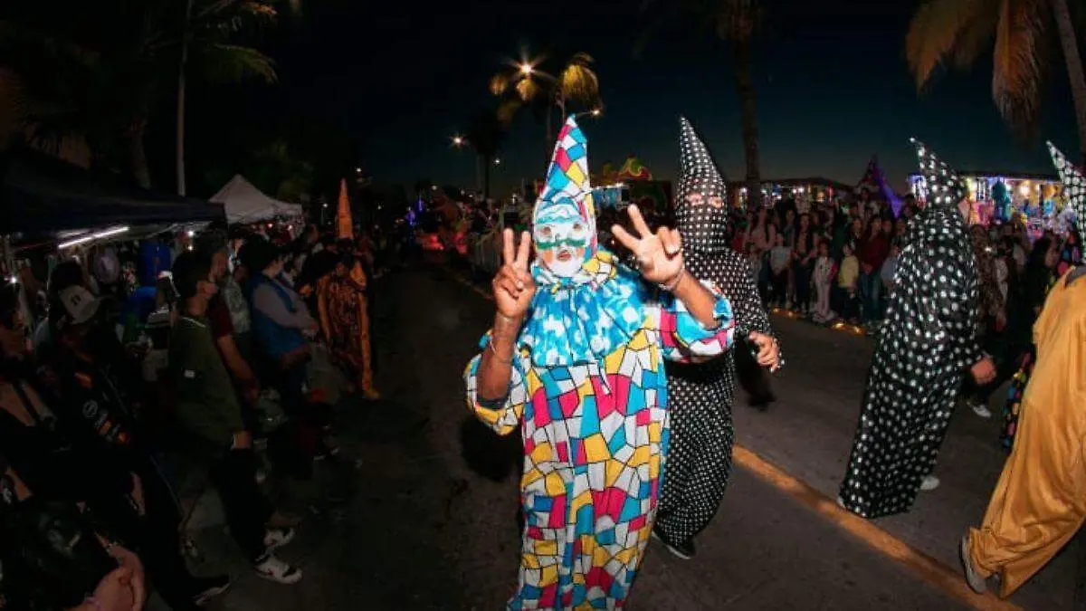 cual es la historia de las mascaritas en el carnaval de la paz