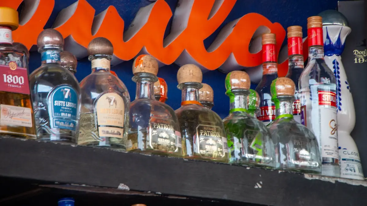 Bar vino y alcohol venta en la paz