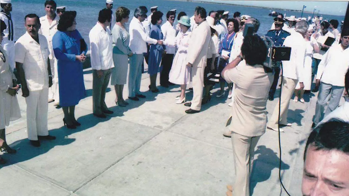 Reina Isabel medios de comunicacion