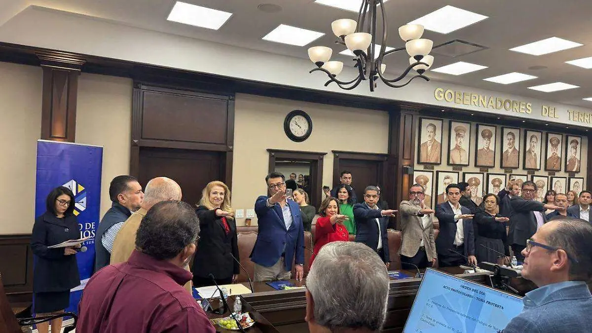 toma de protesta del colegio de notarios de baja california sur